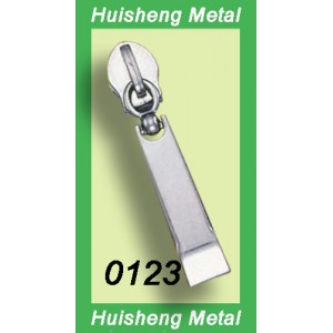 0123 Metal Zipper Pull